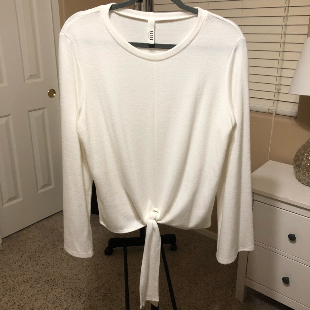 Jolie Los Angeles Long Sleeve Tie Front Top